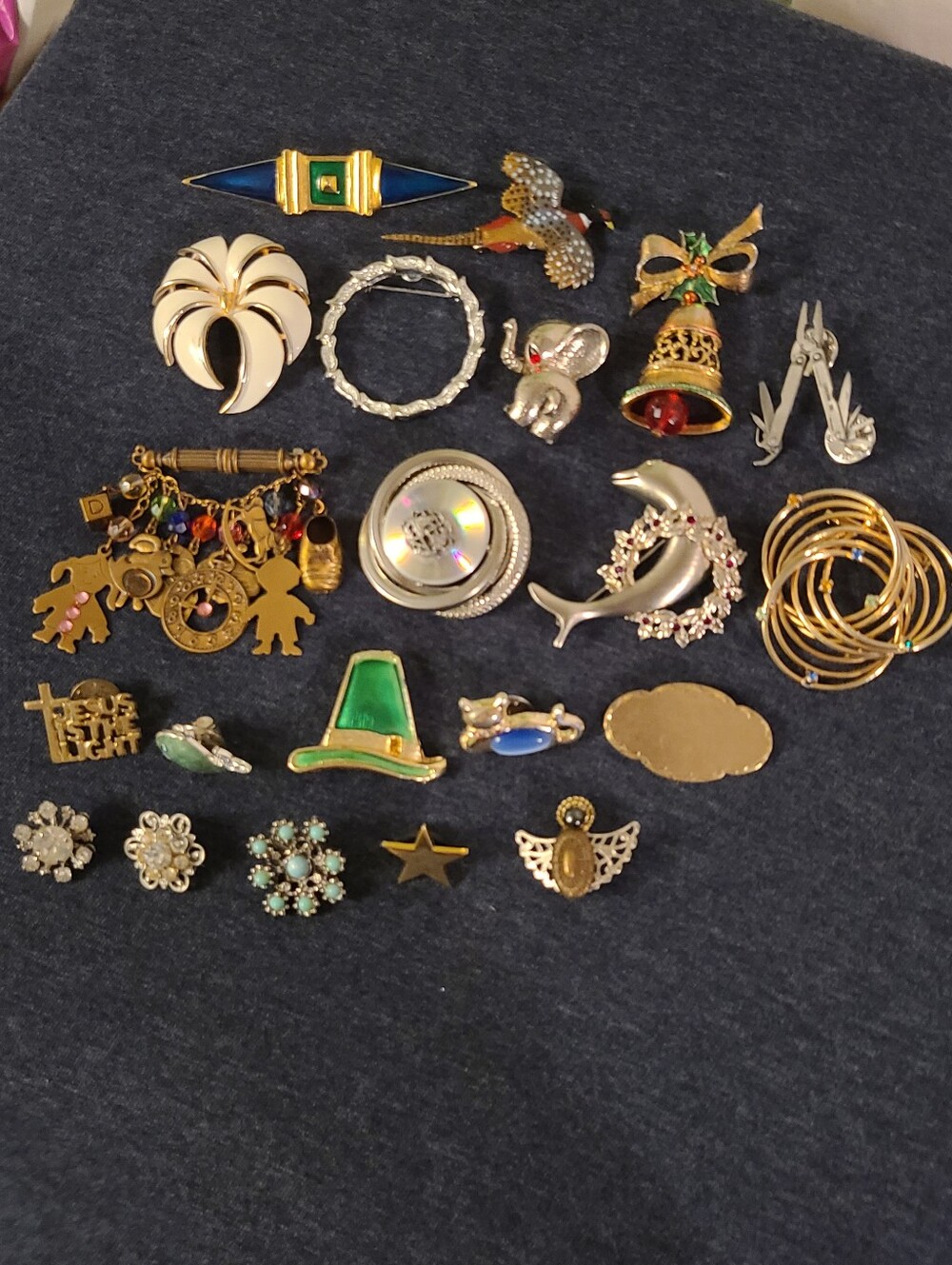 Assorted Women's Jewelry Brooch and Pin Collection - Gold, Silver, Green, Blue